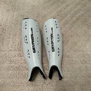 gryphon field hockey shin guards